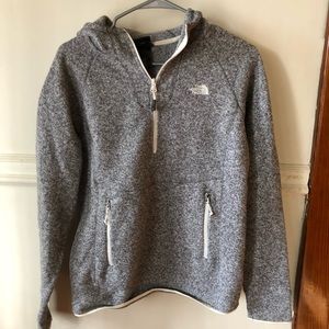 Super comfy NorthFace pullover